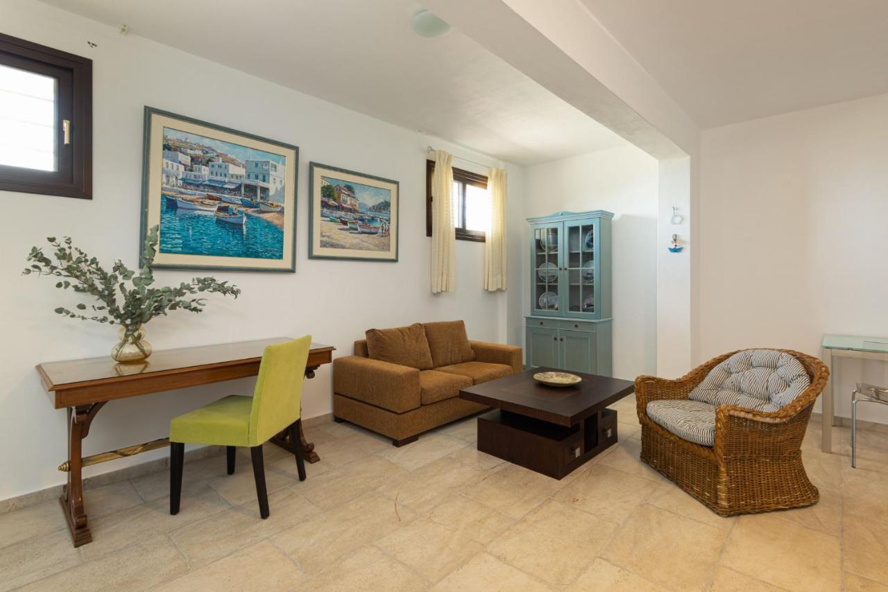 Seagrove, Beachfront Villa In Possidi #Feelslikehome Skála Foúrkas Zewnętrze zdjęcie
